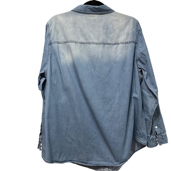 Torrid women's size 1 (14/16-1X) distressed denim button front tunic long sleeve - Picture 2 of 6